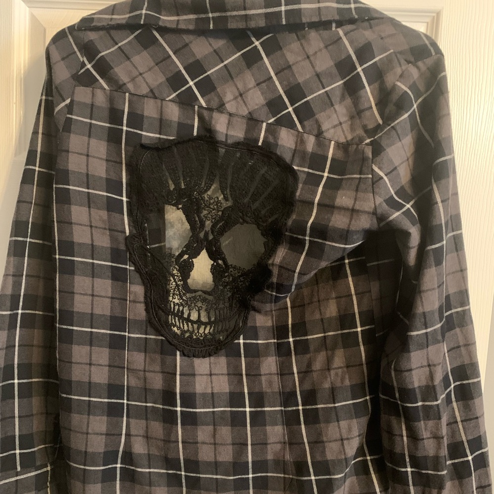 hottopic skull flannel